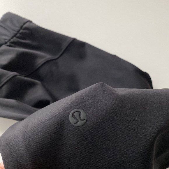 Lululemon On The Fly Pant Black Size 4 - Picture 3 of 8